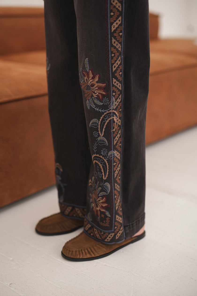 Daria Jeans